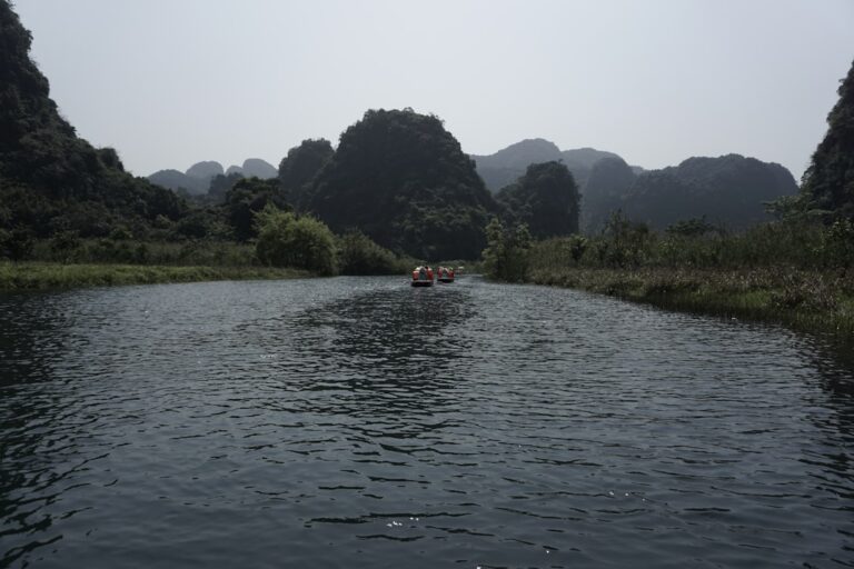 Mapa atrakcji Mazur – jak zaplanować trasę kajakową Krutynią